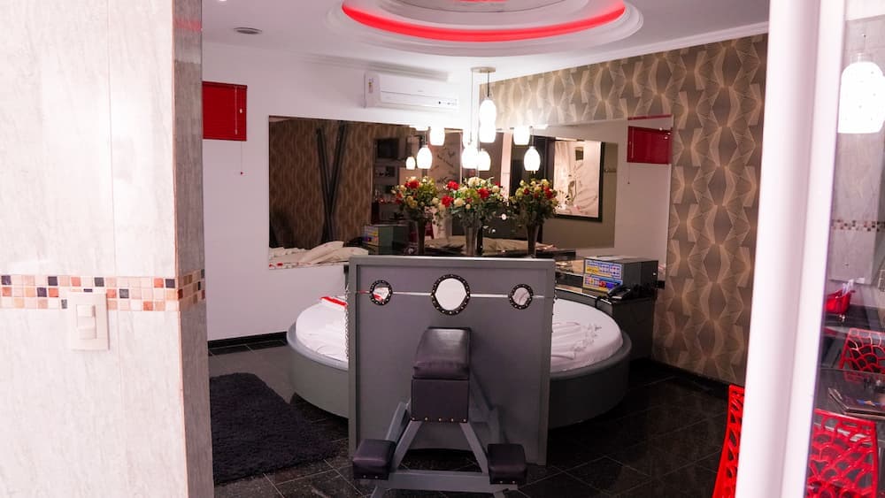 Alkimia Motel thumbnail 2