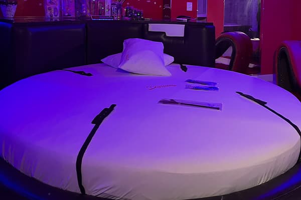Dlirium Motel thumbnail 2