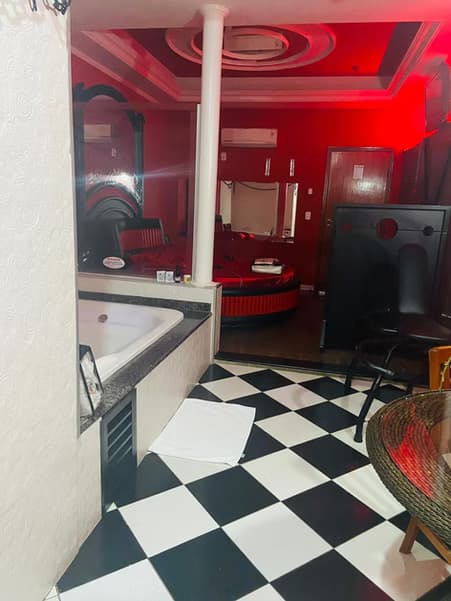 Art's Motel thumbnail 2