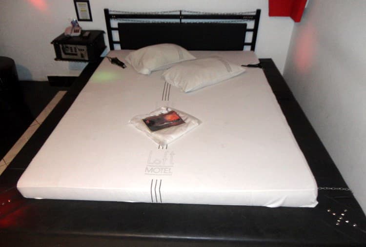 Loft Motel thumbnail 3